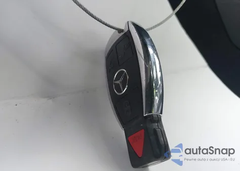 2012 Mercedes-Benz C 300 Luxury 4Matic/Sport 4Matic из США, поврежденный, VIN WDDGF8BB6CR233431